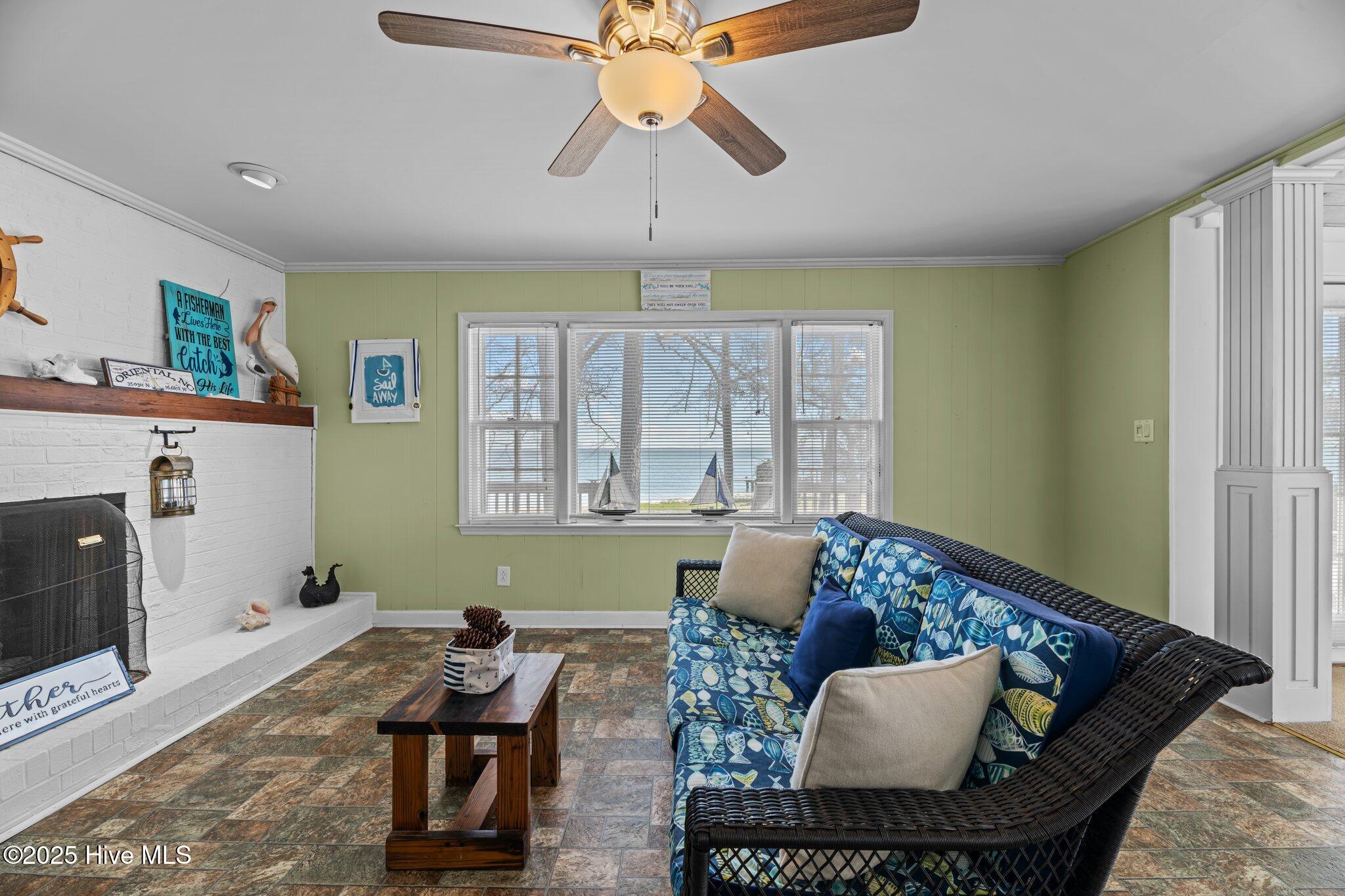 Oriental, North Carolina, 28571, United States, 3 Bedrooms Bedrooms, ,2 BathroomsBathrooms,Residential,For Sale,1761894