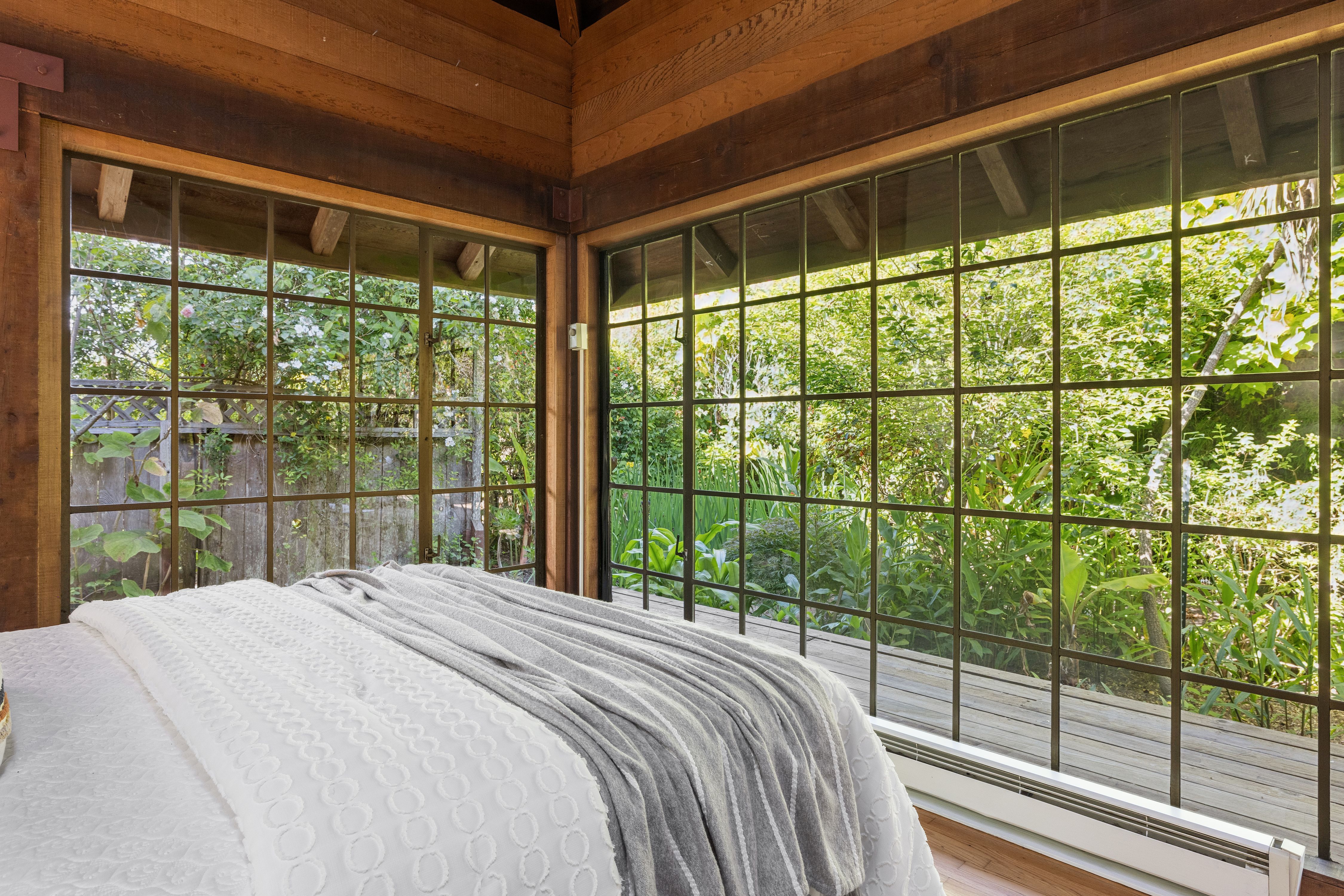 Redwood, Glass, and Companion Spaces - 物件實景
