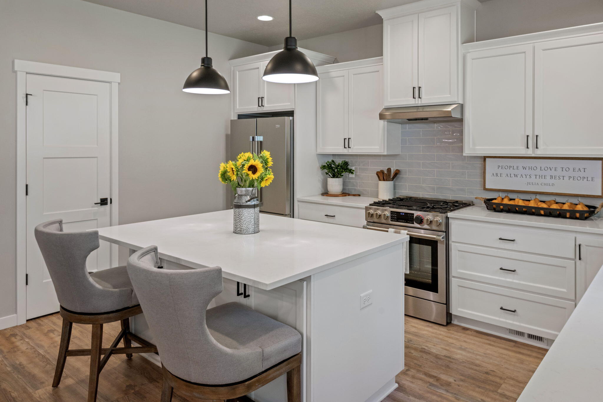 Sisters, Oregon, 97759, United States, 3 Bedrooms Bedrooms, ,2 BathroomsBathrooms,Residential,For Sale,1738926