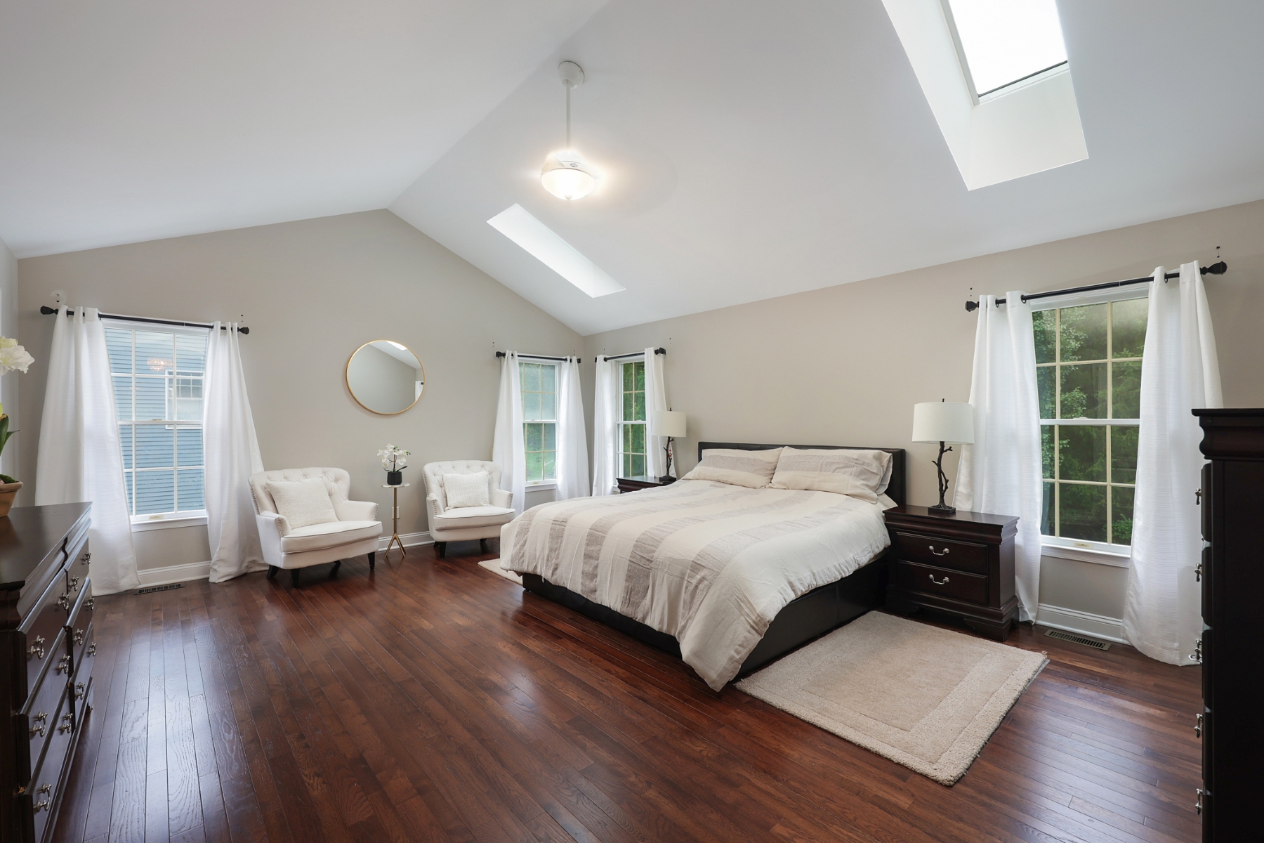  Exceptional Colonial Set on a Private Picturesque Property - 物件實景