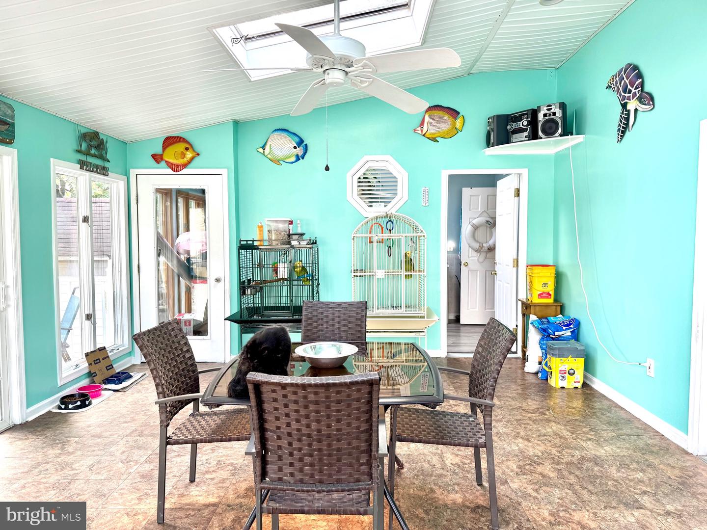 Dundalk, Maryland, 21222, United States, 3 Bedrooms Bedrooms, ,4 BathroomsBathrooms,Residential,For Sale,1906595