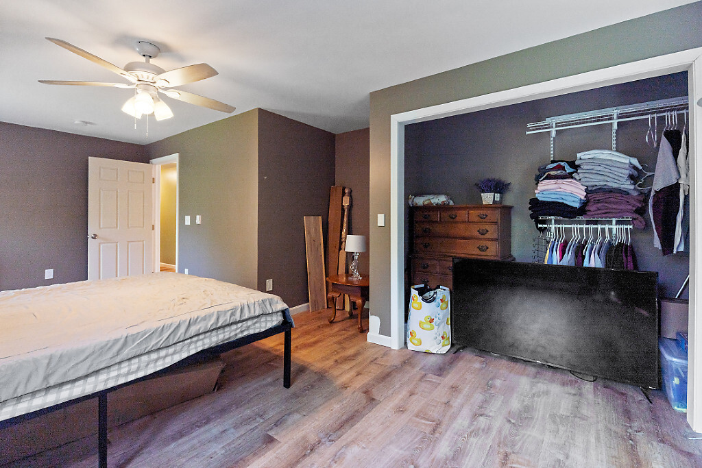 Madison, Maine, 04950, United States, 3 Bedrooms Bedrooms, ,3 BathroomsBathrooms,Residential,For Sale,1898697