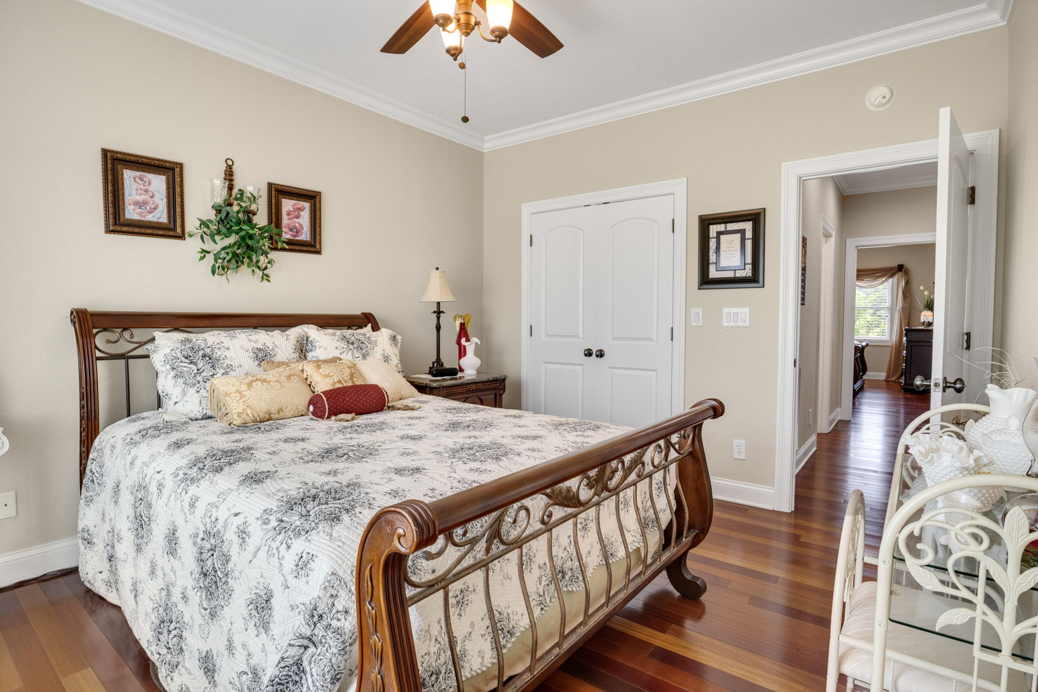 Sevierville, Tennessee, 37876, United States, 3 Bedrooms Bedrooms, ,3 BathroomsBathrooms,Residential,For Sale,1979818