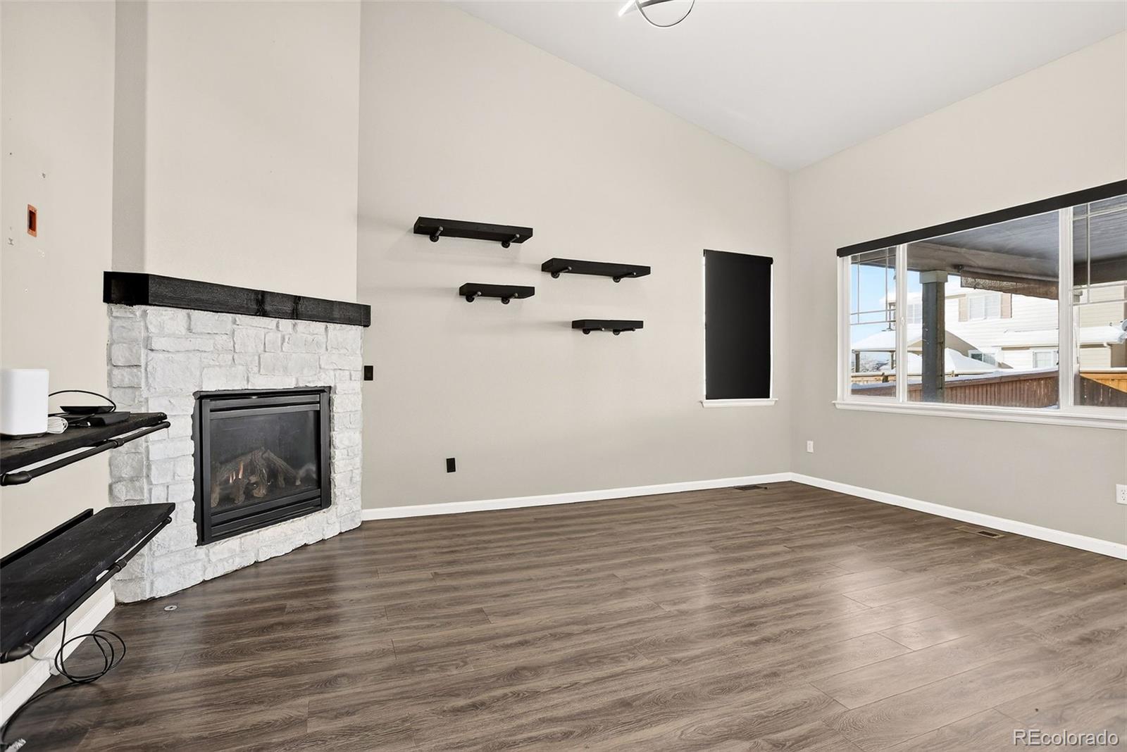 Aurora, Colorado, 80018, United States, 3 Bedrooms Bedrooms, ,3 BathroomsBathrooms,Residential,For Sale,2003114