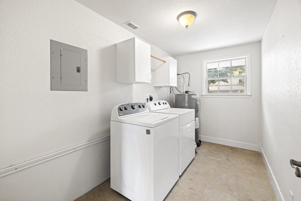 Ingram, Texas, 78025, United States, 4 Bedrooms Bedrooms, ,2 BathroomsBathrooms,Residential,For Sale,1975657