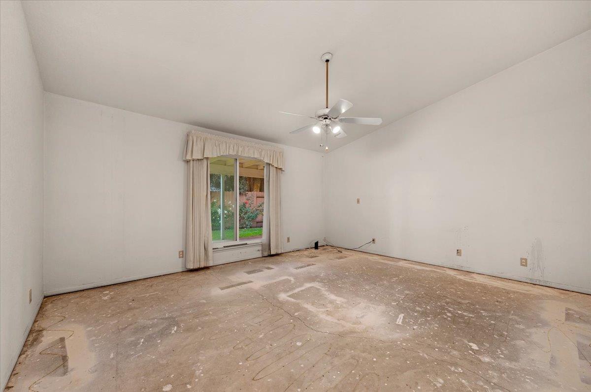 Fresno, California, 93711, United States, 3 Bedrooms Bedrooms, ,3 BathroomsBathrooms,Residential,For Sale,2001477