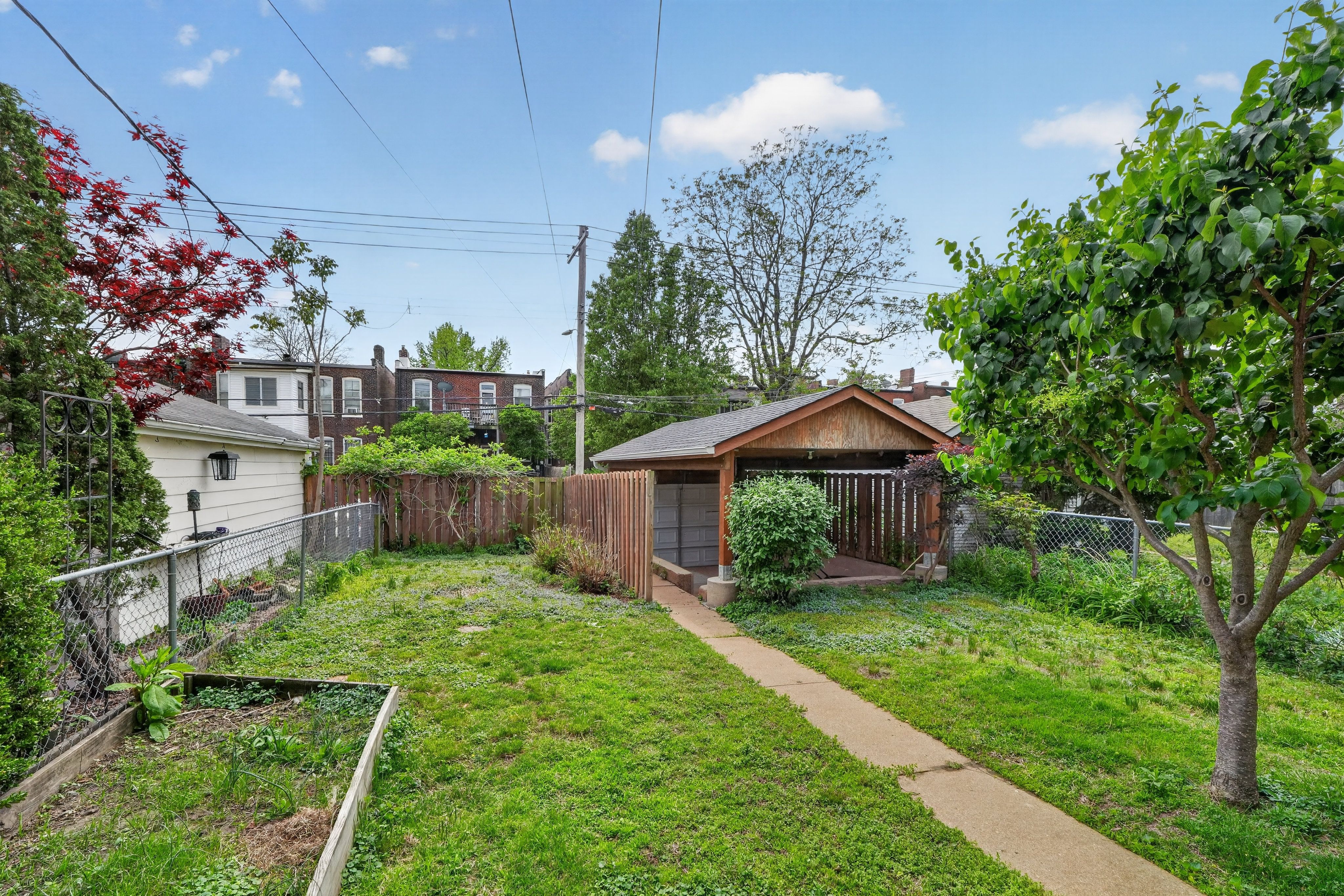  Beautifully updated, inviting home - 物件實景