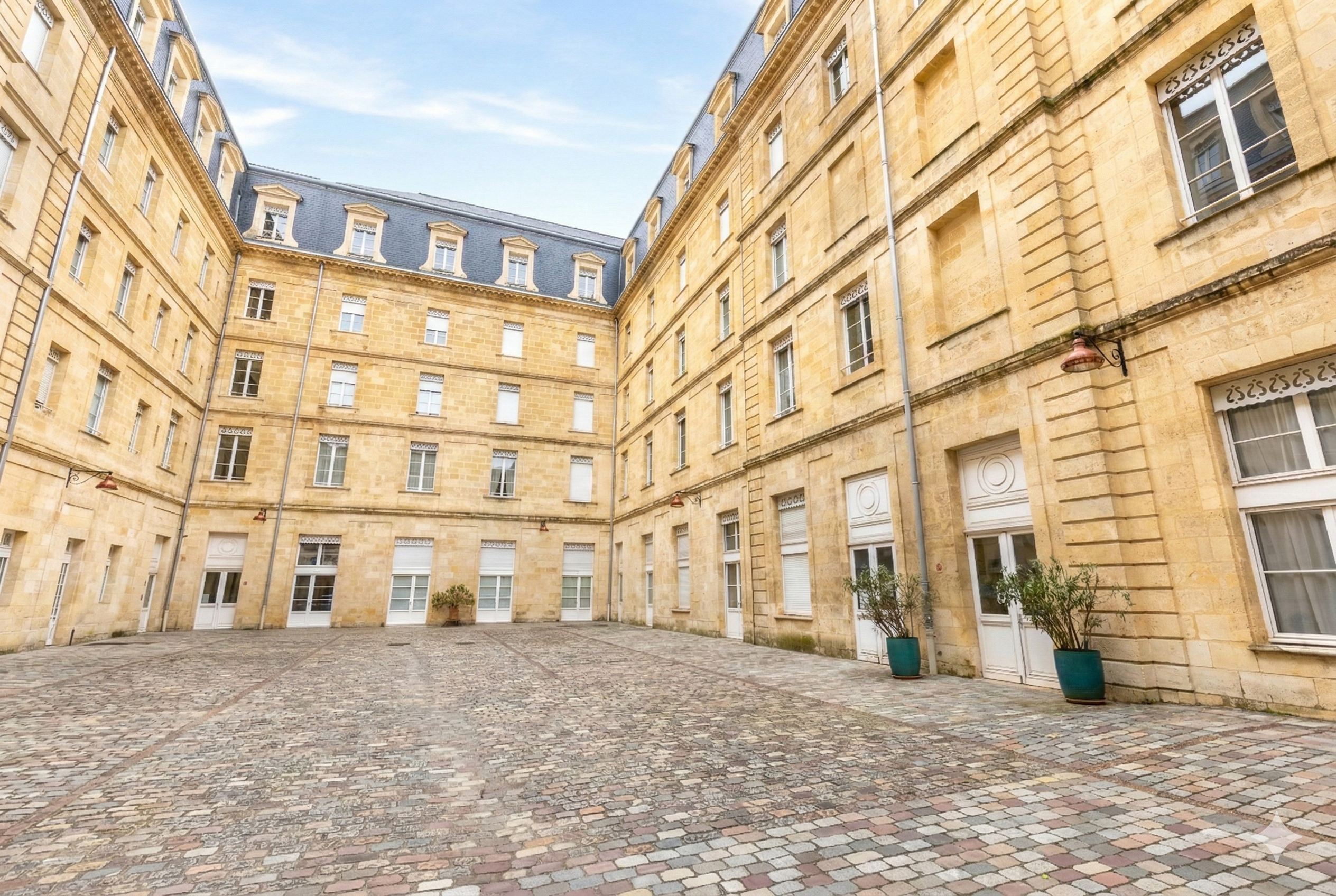  BORDEAUX - TRIANGLE / GAMBETTA - 93M²  - 2 BEDROOMS - ELEVATOR - POSSIBILITY PA… - 物件實景
