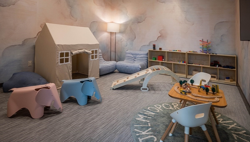 Boston, Massachusetts, 02110, United States, 1 Bedroom Bedrooms, ,1 BathroomBathrooms,Residential,For Sale,1991182