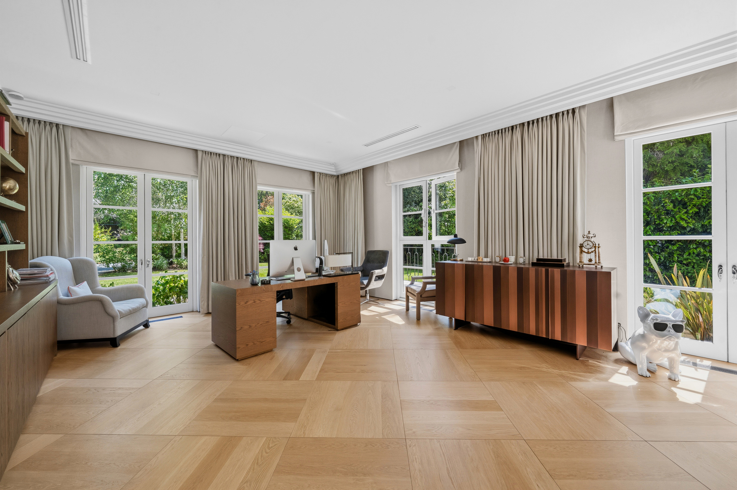  Grand Proportions and Private Gardens on the Wentworth Estate - 物件實景
