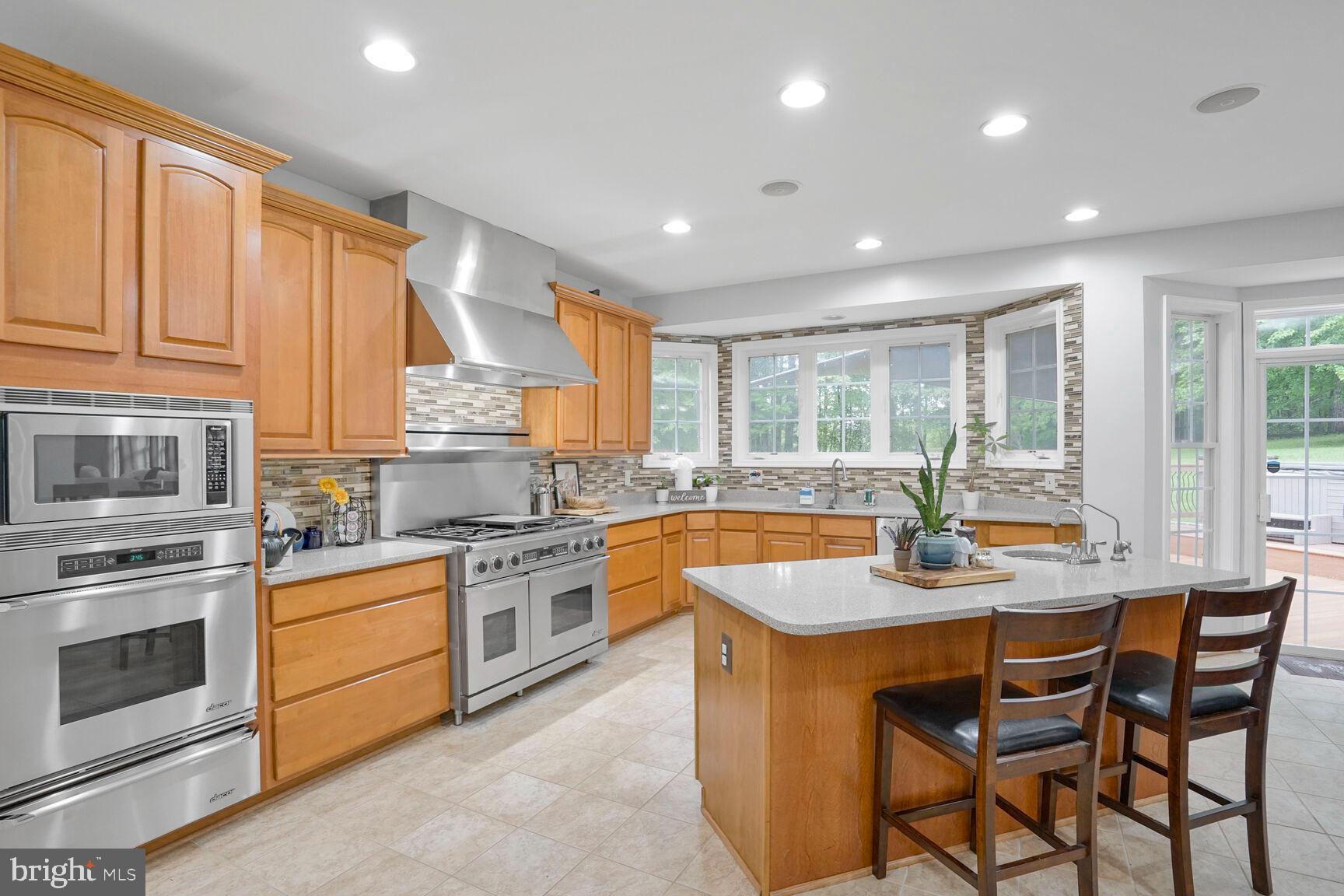 Woodbridge, Virginia, 22192, United States, 5 Bedrooms Bedrooms, ,5 BathroomsBathrooms,Residential,For Sale,1825491