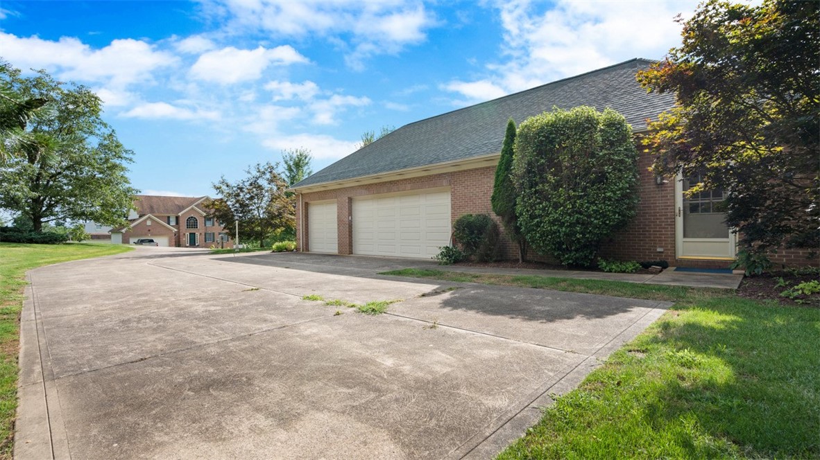 Export, Pennsylvania, 15632, United States, 4 Bedrooms Bedrooms, ,3 BathroomsBathrooms,Residential,For Sale,1927443