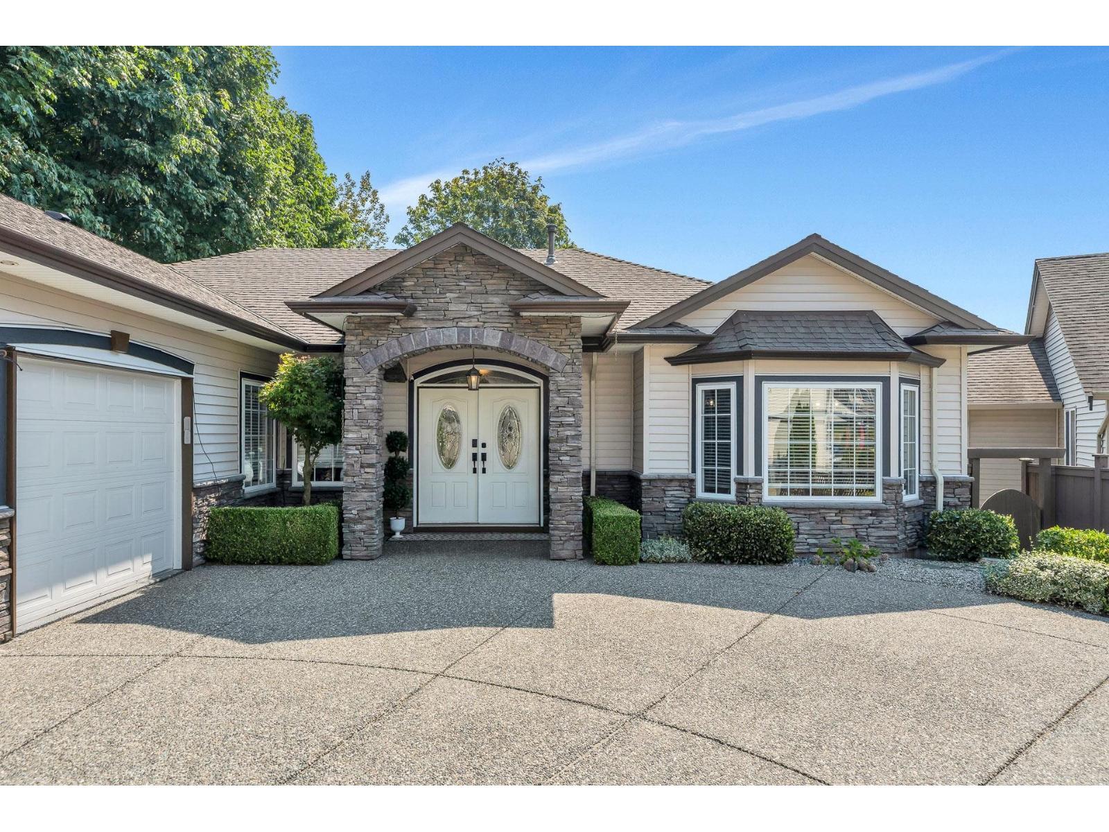 MISSION, British Columbia, V2V 7P7, CA, 4 Bedrooms Bedrooms, ,3 BathroomsBathrooms,Residential,For Sale,1949484