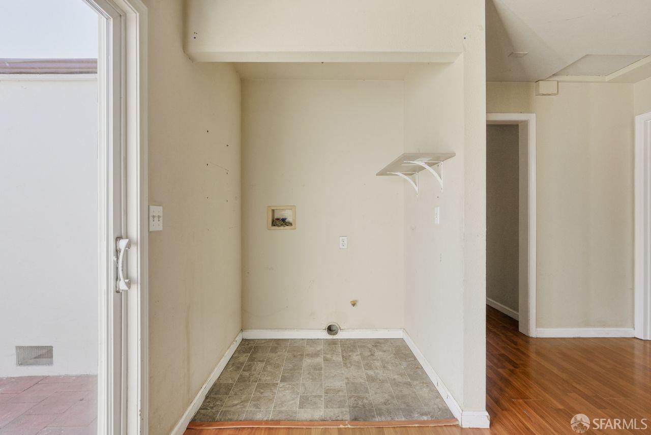 San Jose, California, 95116, United States, 8 Bedrooms Bedrooms, ,4 BathroomsBathrooms,Residential,For Sale,1988355