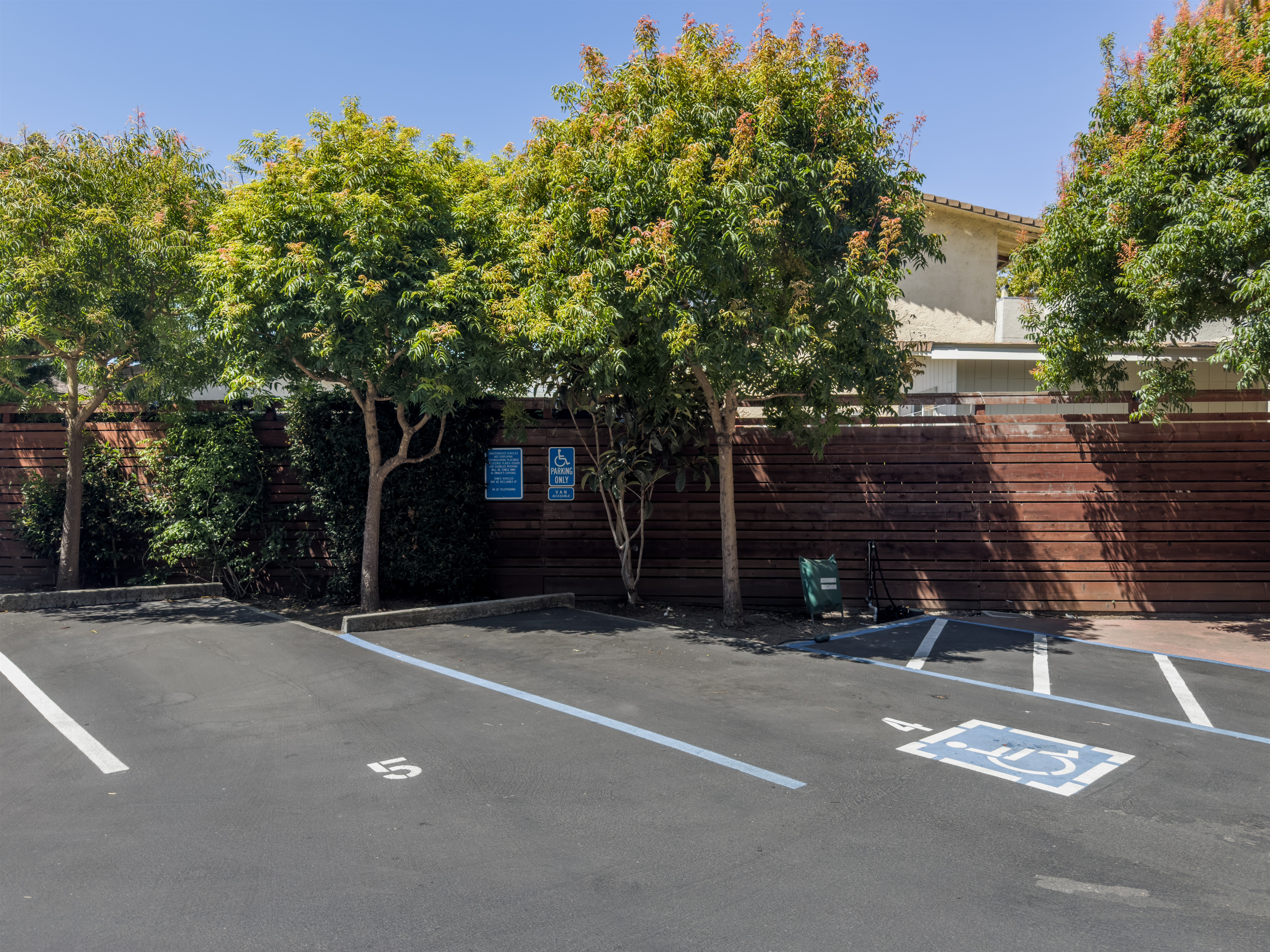 Sophisticated West Berkeley Condominium Designed for Everyday Comfort - 物件實景