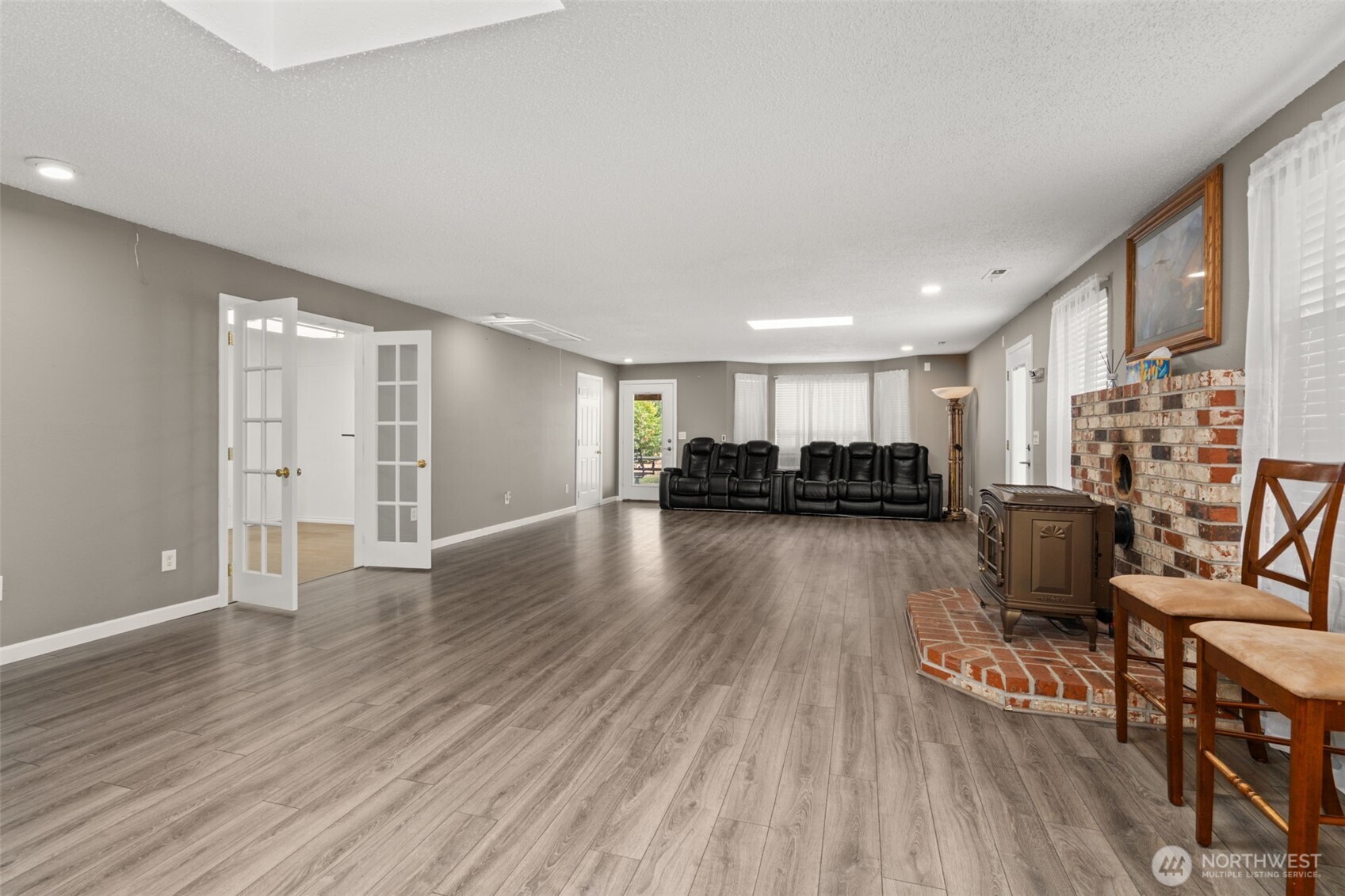 Centralia, Washington, 98531, United States, 3 Bedrooms Bedrooms, ,1 BathroomBathrooms,Residential,For Sale,1937909