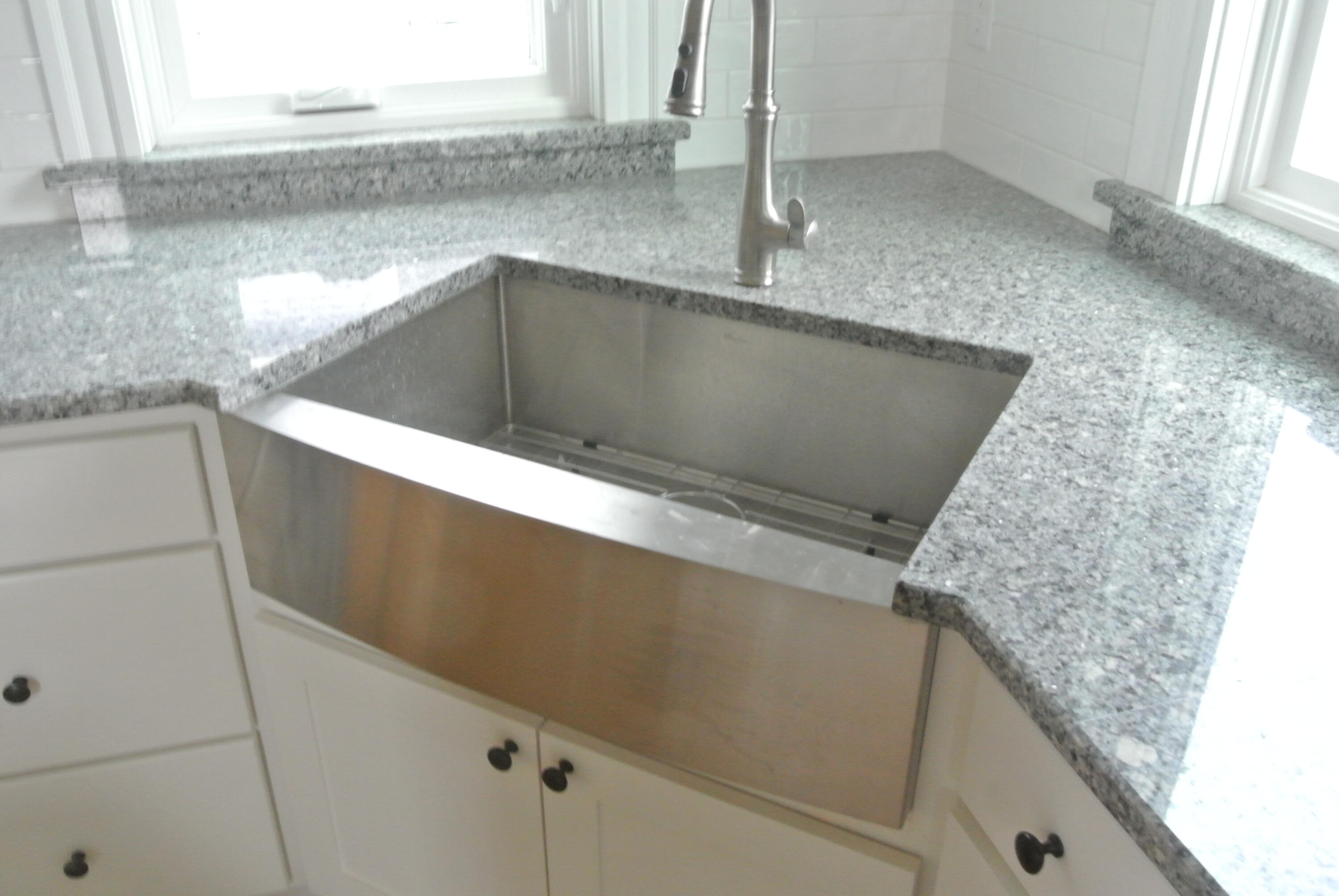 South Portland, Maine, 04106, United States, 3 Bedrooms Bedrooms, ,4 BathroomsBathrooms,Residential,For Sale,1966716