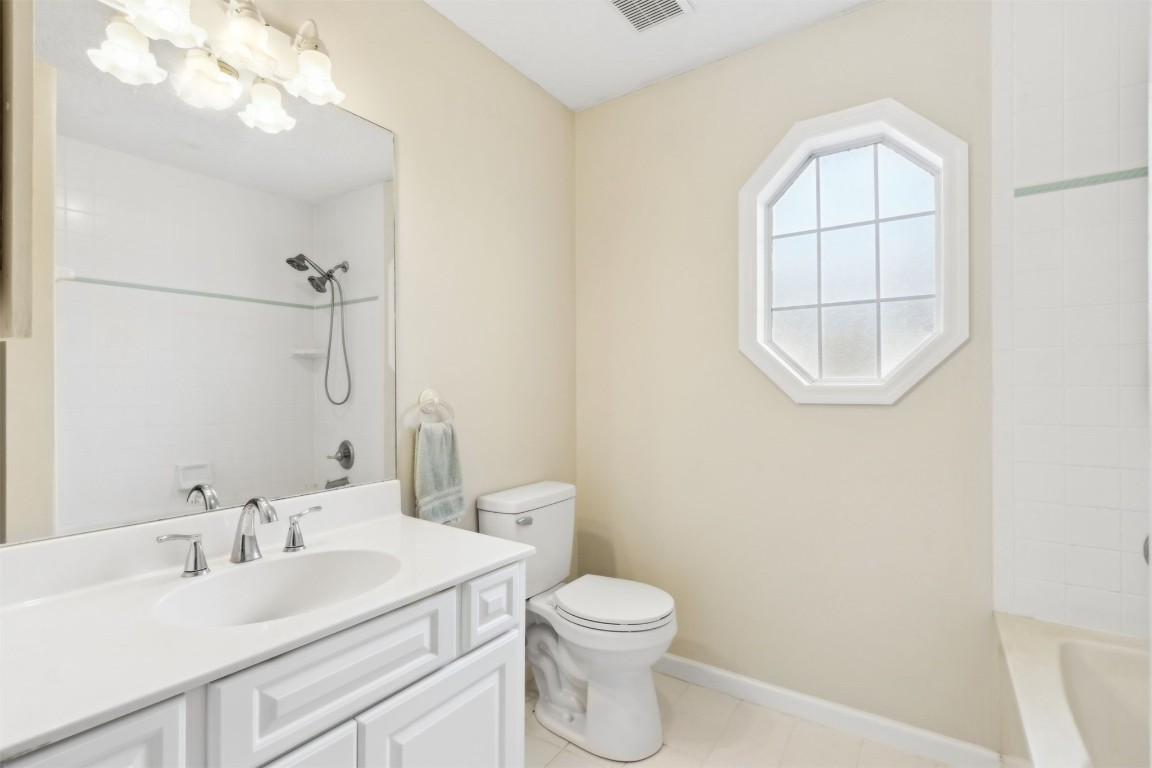 Fernandina Beach, Florida, 32034, United States, 5 Bedrooms Bedrooms, ,2 BathroomsBathrooms,Residential,For Sale,2005546