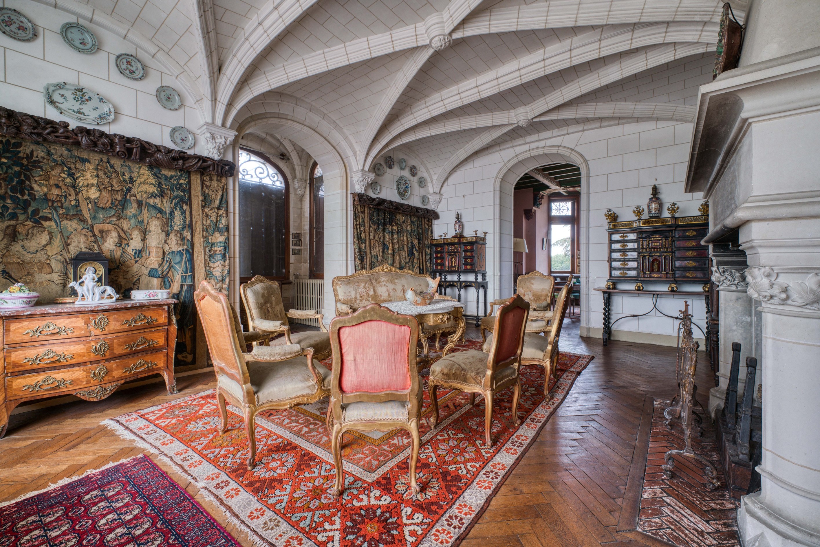 Saintes — Exceptional Château, a Remarkable Architectural and Artistic Legacy - 物件實景