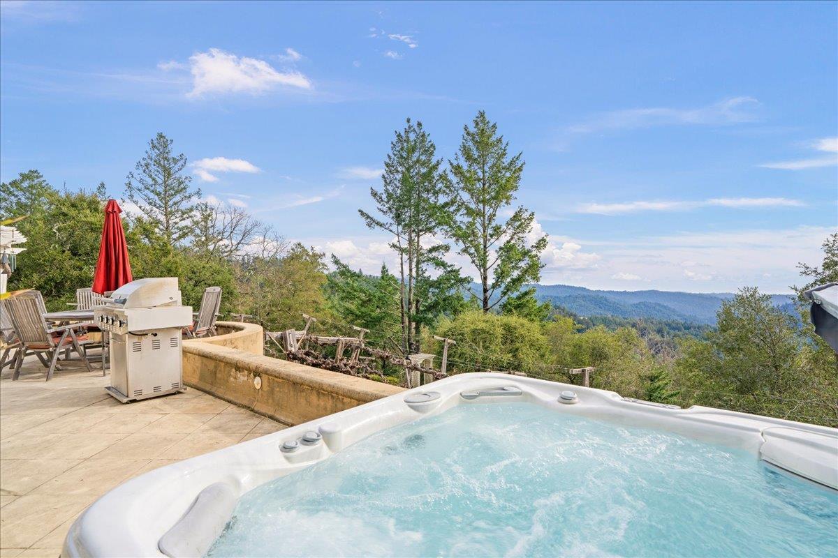 Los Gatos, California, 95033, United States, 5 Bedrooms Bedrooms, ,4 BathroomsBathrooms,Residential,For Sale,1744780