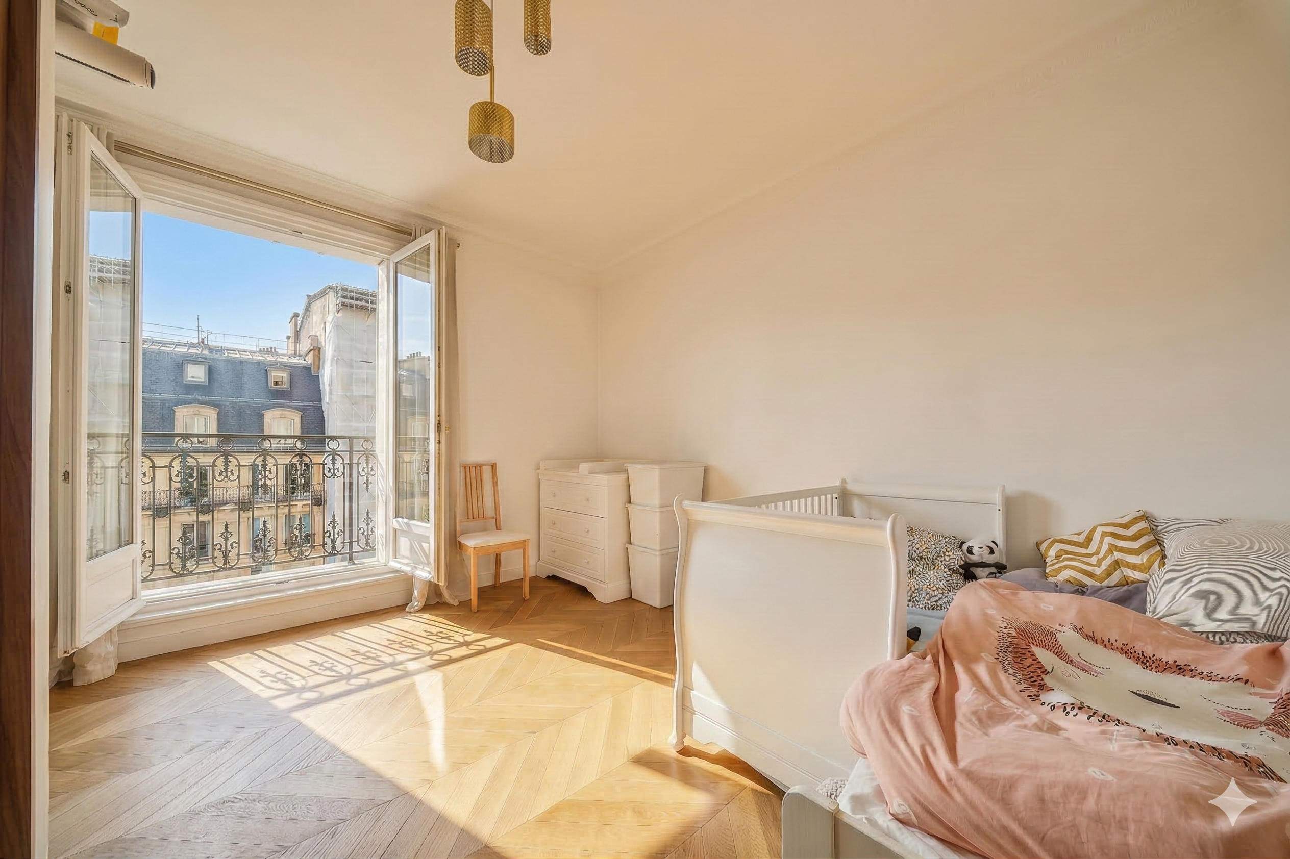  Top floor with exceptional volumes - Opera - 物件實景