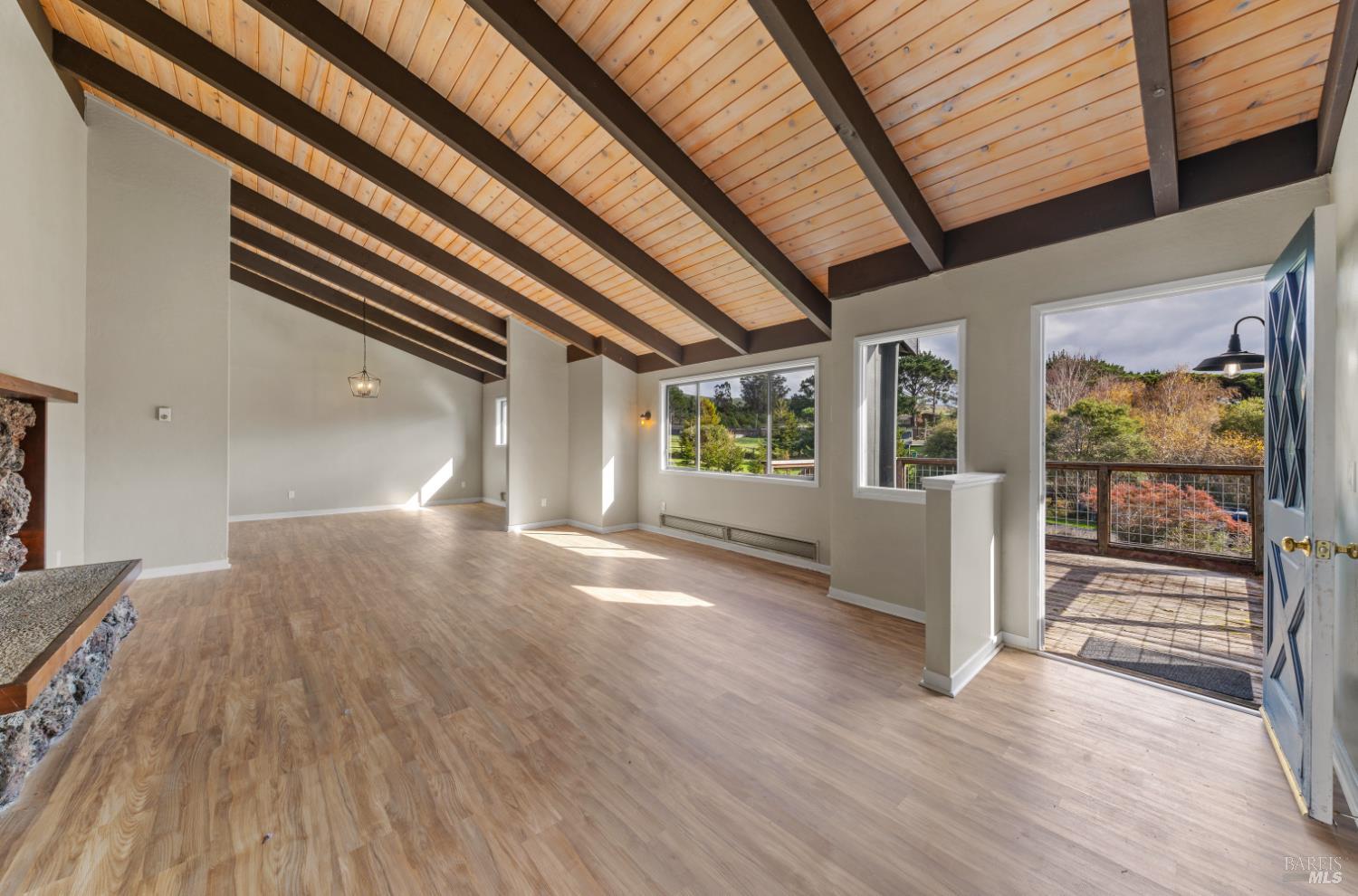 Point Reyes Station, California, 94956, United States, 3 Bedrooms Bedrooms, ,3 BathroomsBathrooms,Residential,For Sale,2002931