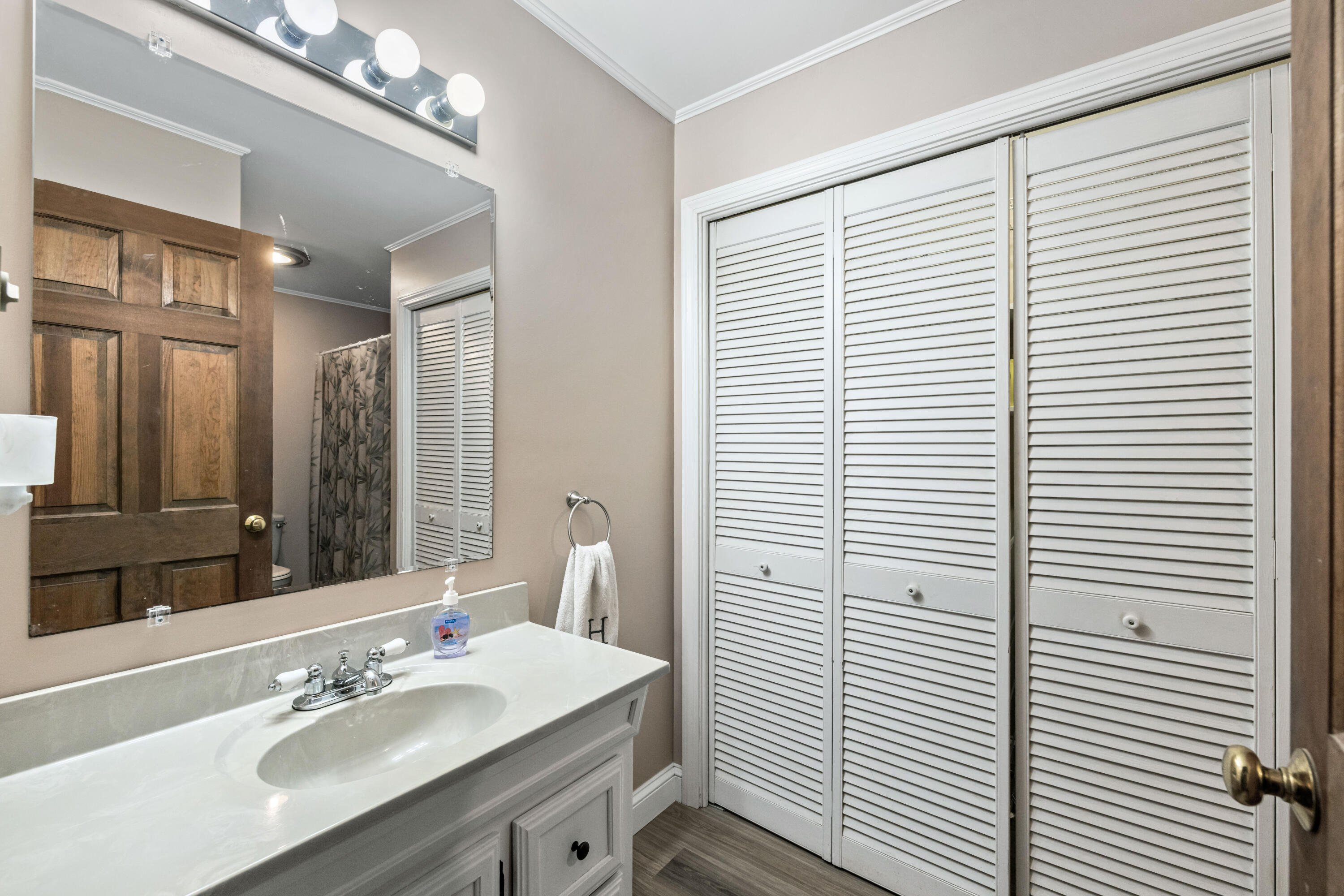 Buxton, Maine, 04093, United States, 4 Bedrooms Bedrooms, ,2 BathroomsBathrooms,Residential,For Sale,1970690