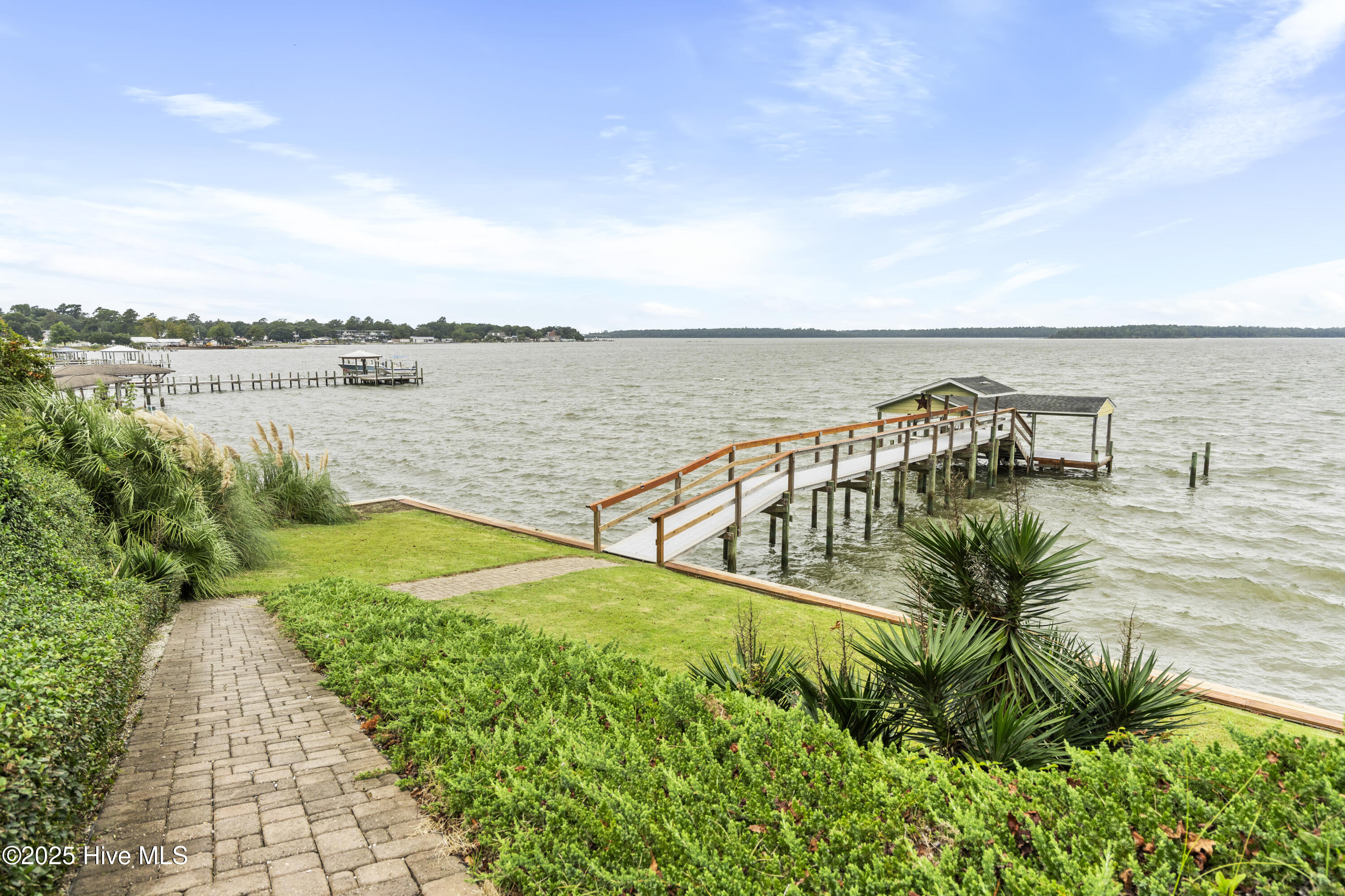 Sneads Ferry, North Carolina, 28460, United States, 4 Bedrooms Bedrooms, ,3 BathroomsBathrooms,Residential,For Sale,1947068