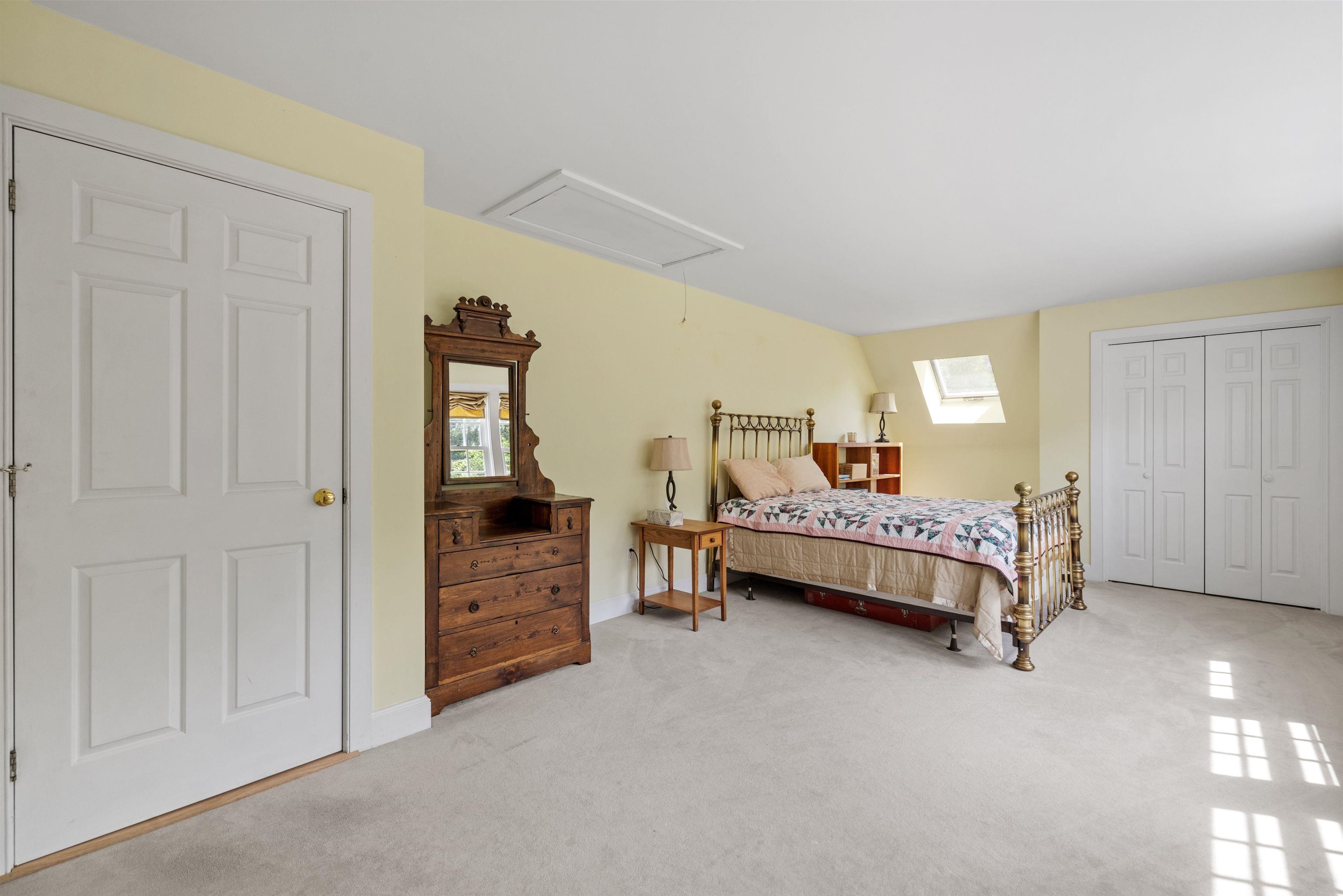 Hillsborough, New Hampshire, 03244, United States, 3 Bedrooms Bedrooms, ,2 BathroomsBathrooms,Residential,For Sale,1840284