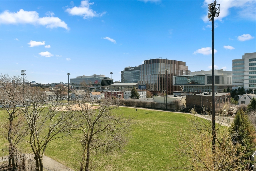 Boston, Massachusetts, 02135, United States, 2 Bedrooms Bedrooms, ,2 BathroomsBathrooms,Residential,For Sale,1873644