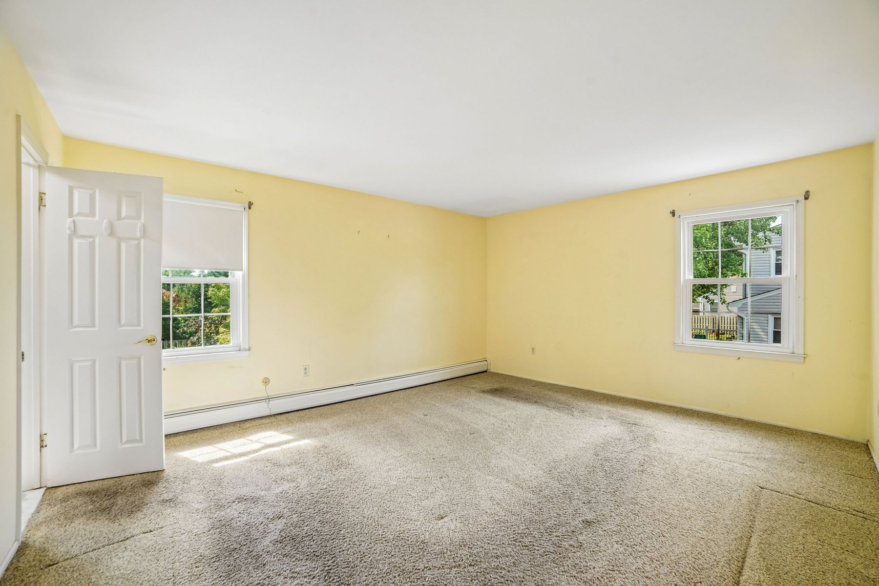  ?Oak Park? Bi-Level Provides Space Location and Long-Term Value - 物件實景