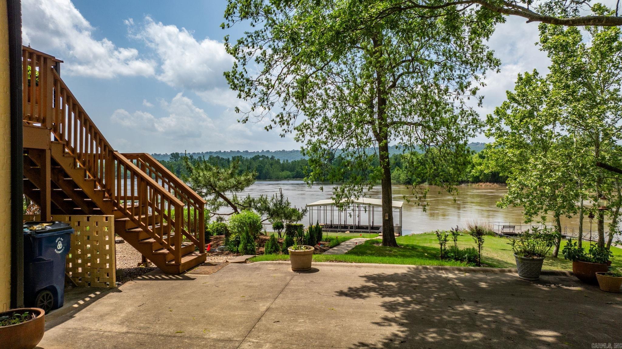 Maumelle, Arkansas, 72113, United States, 4 Bedrooms Bedrooms, ,4 BathroomsBathrooms,Residential,For Sale,1906082