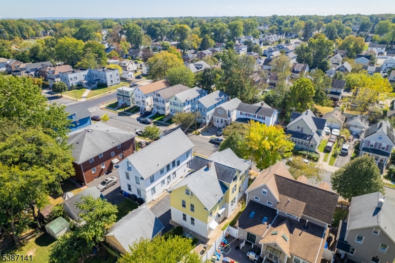 Garwood Boro, New Jersey, 07027, United States, 5 Bedrooms Bedrooms, ,2 BathroomsBathrooms,Residential,For Sale,1987528
