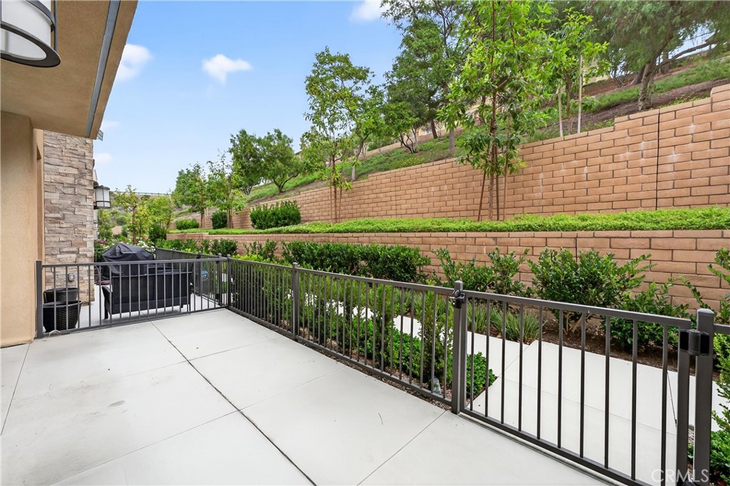 Mission Viejo, California, 92692, United States, 4 Bedrooms Bedrooms, ,4 BathroomsBathrooms,Residential,For Sale,1988036