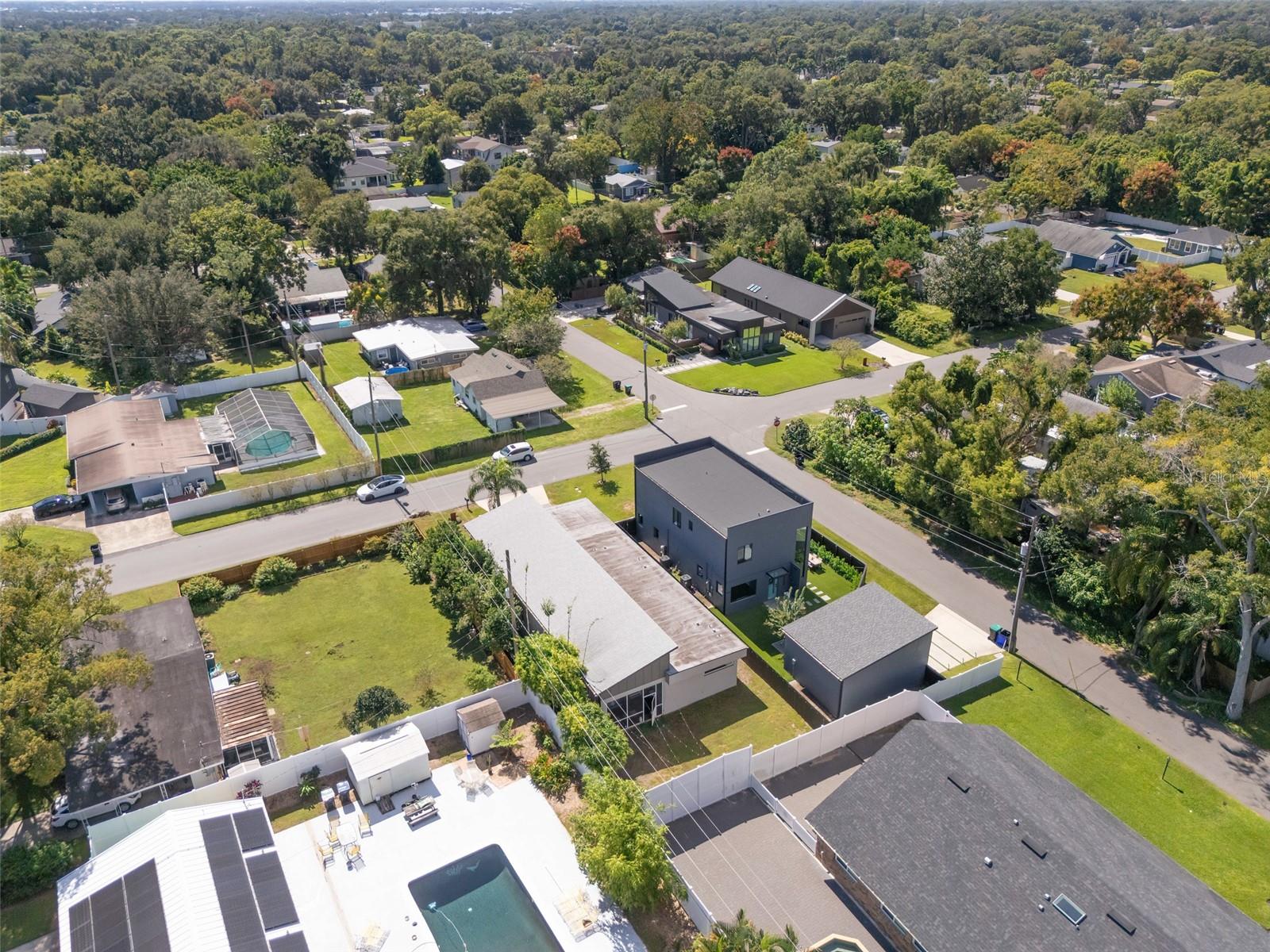 ORLANDO, Florida, 32806, United States, 4 Bedrooms Bedrooms, ,3 BathroomsBathrooms,Residential,For Sale,1978937