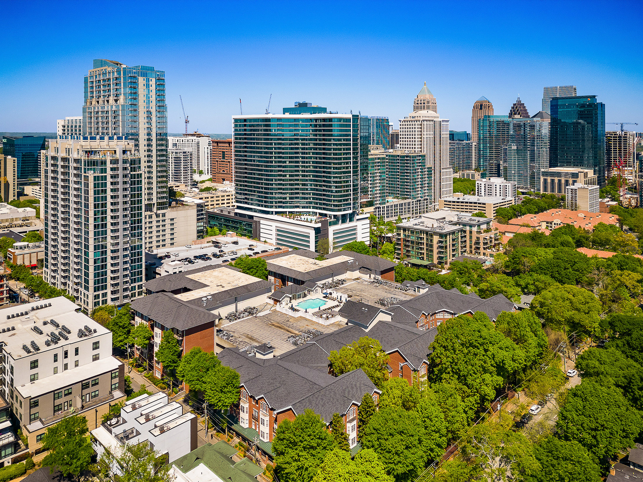  Beautifully Renovated Top-Floor Condo Overlooking Midtown - 物件實景
