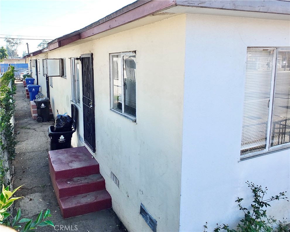 Los Angeles, California, 90003, United States, ,Residential,For Sale,1925786