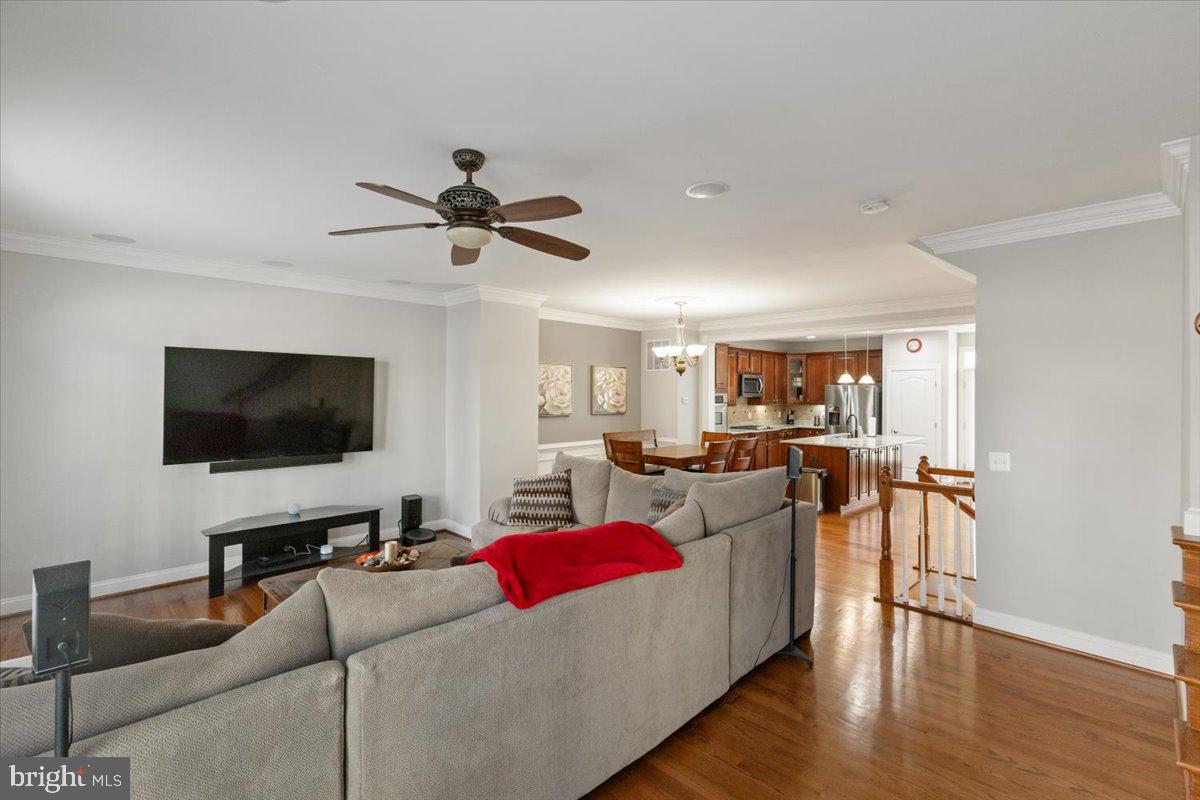 Leesburg, Virginia, 20176, United States, 3 Bedrooms Bedrooms, ,4 BathroomsBathrooms,Residential,For Sale,2003528