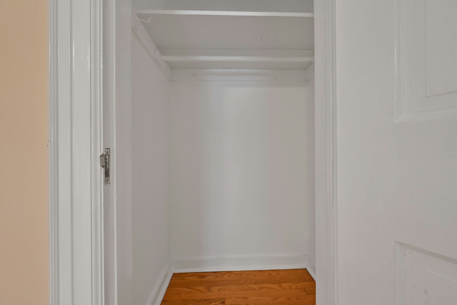  40 Clinton Avenue, Tenafly, NJ, 07670 - 物件實景