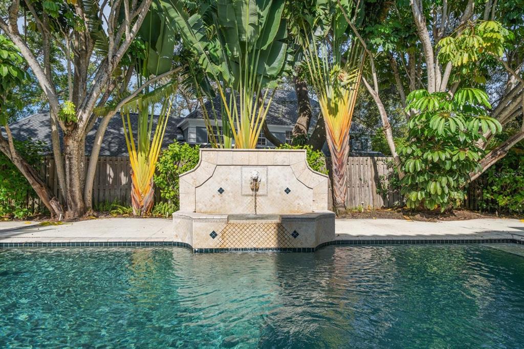 St Petersburg, Florida, 33707, United States, 5 Bedrooms Bedrooms, ,9 BathroomsBathrooms,Residential,For Sale,2000985