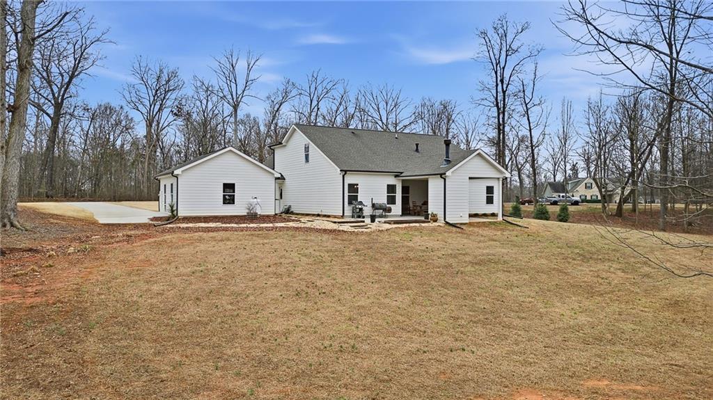 Jefferson, Georgia, 30549, United States, 4 Bedrooms Bedrooms, ,5 BathroomsBathrooms,Residential,For Sale,2023119