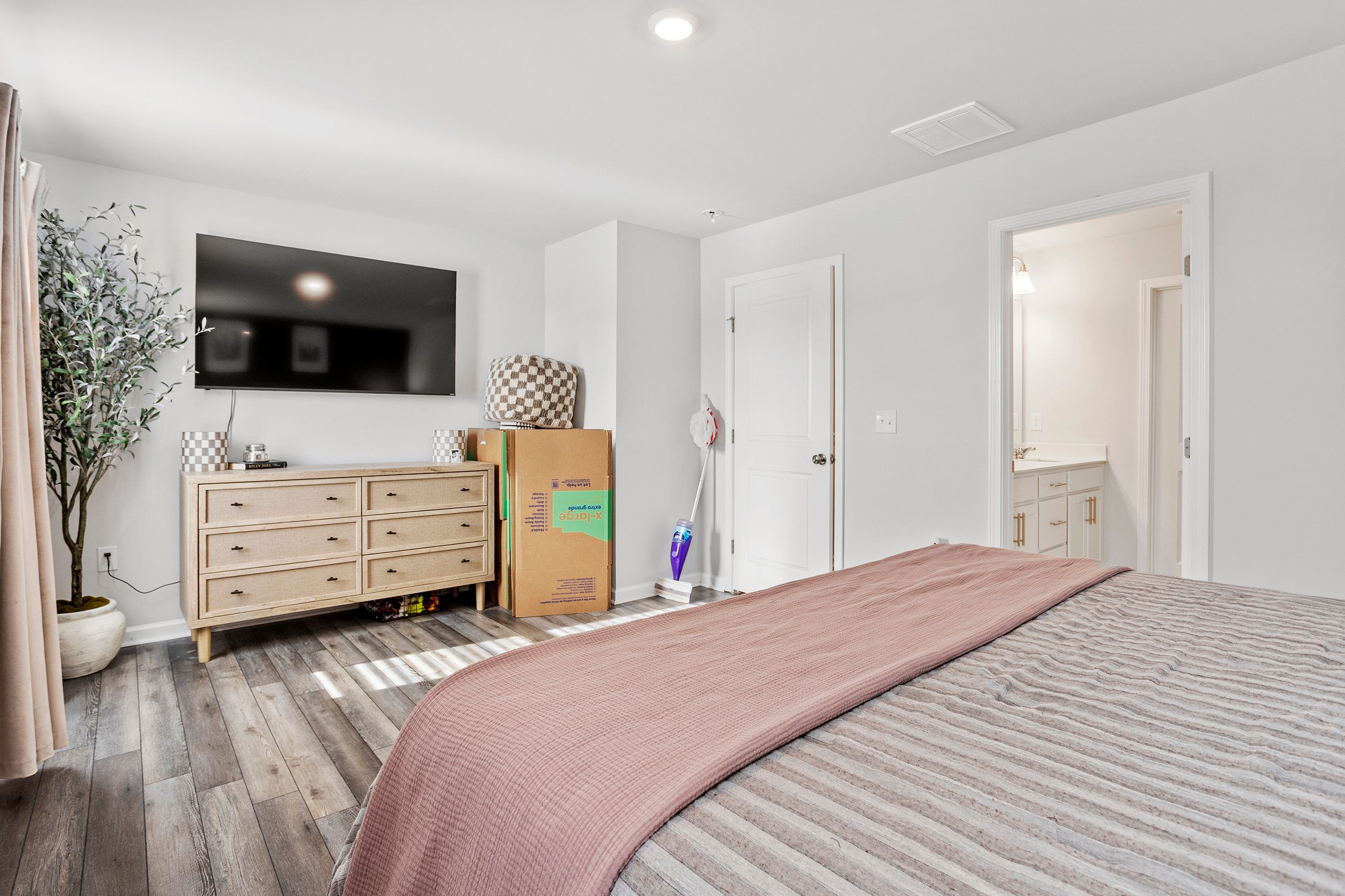  156 Sweet Lilac Way, Raleigh, NC 27610 - 物件實景