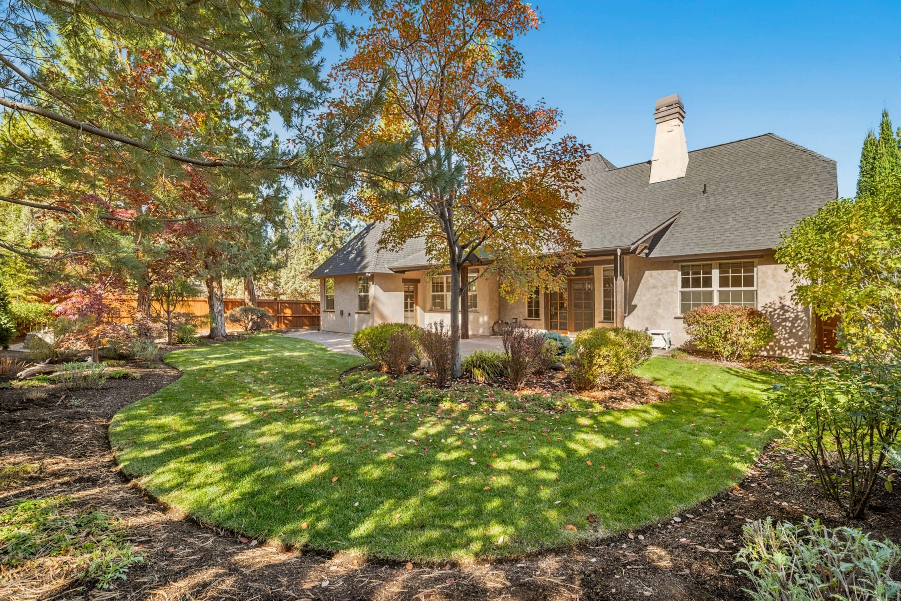  861 NW Yosemite Drive Bend, OR 97703 - 物件實景