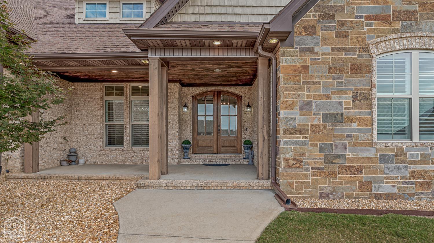 Jonesboro, Arkansas, 72404, United States, ,4 BathroomsBathrooms,Residential,For Sale,1981913