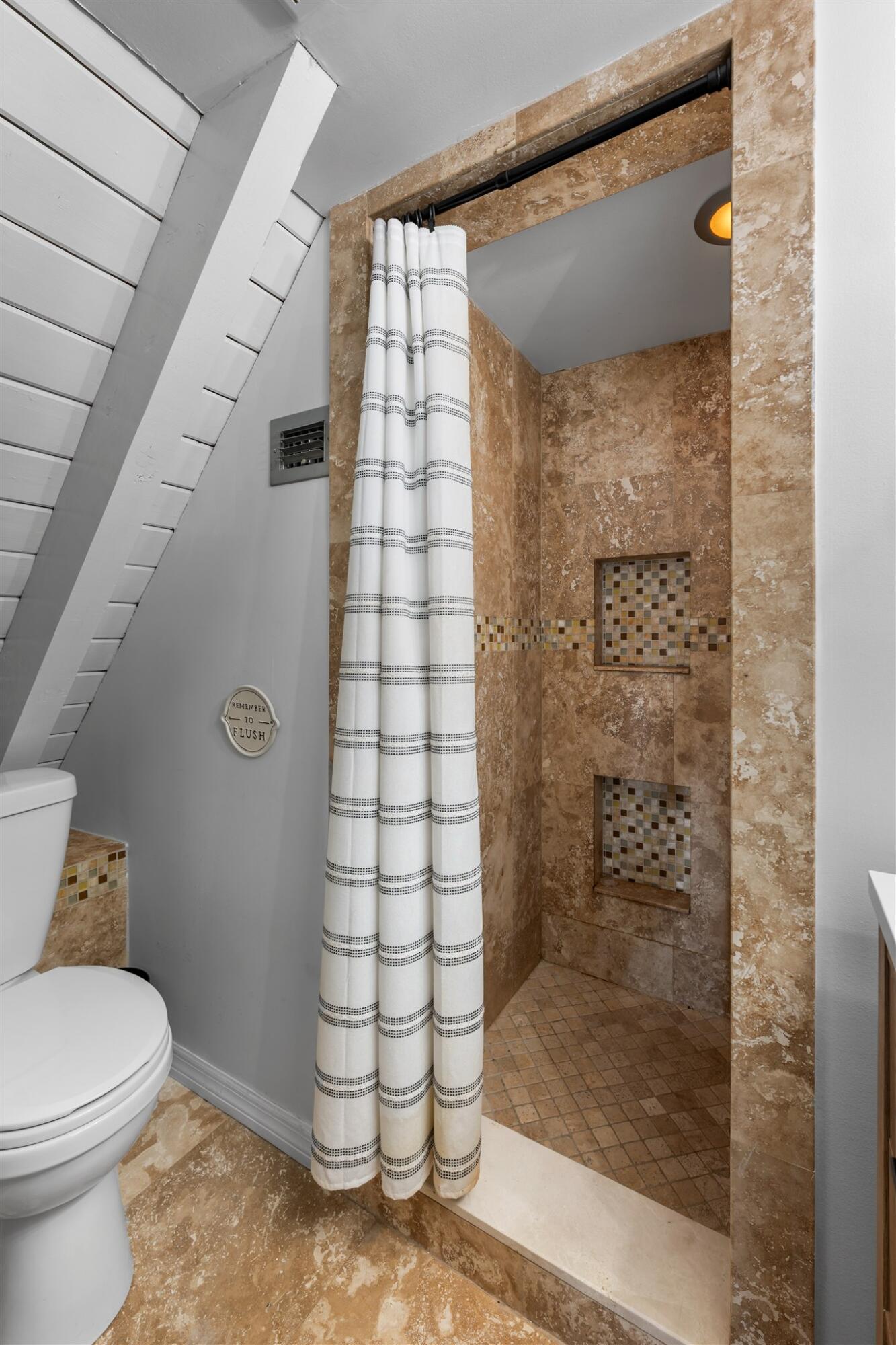 MARATHON, Florida, 33050, United States, 2 Bedrooms Bedrooms, ,2 BathroomsBathrooms,Residential,For Sale,2000916