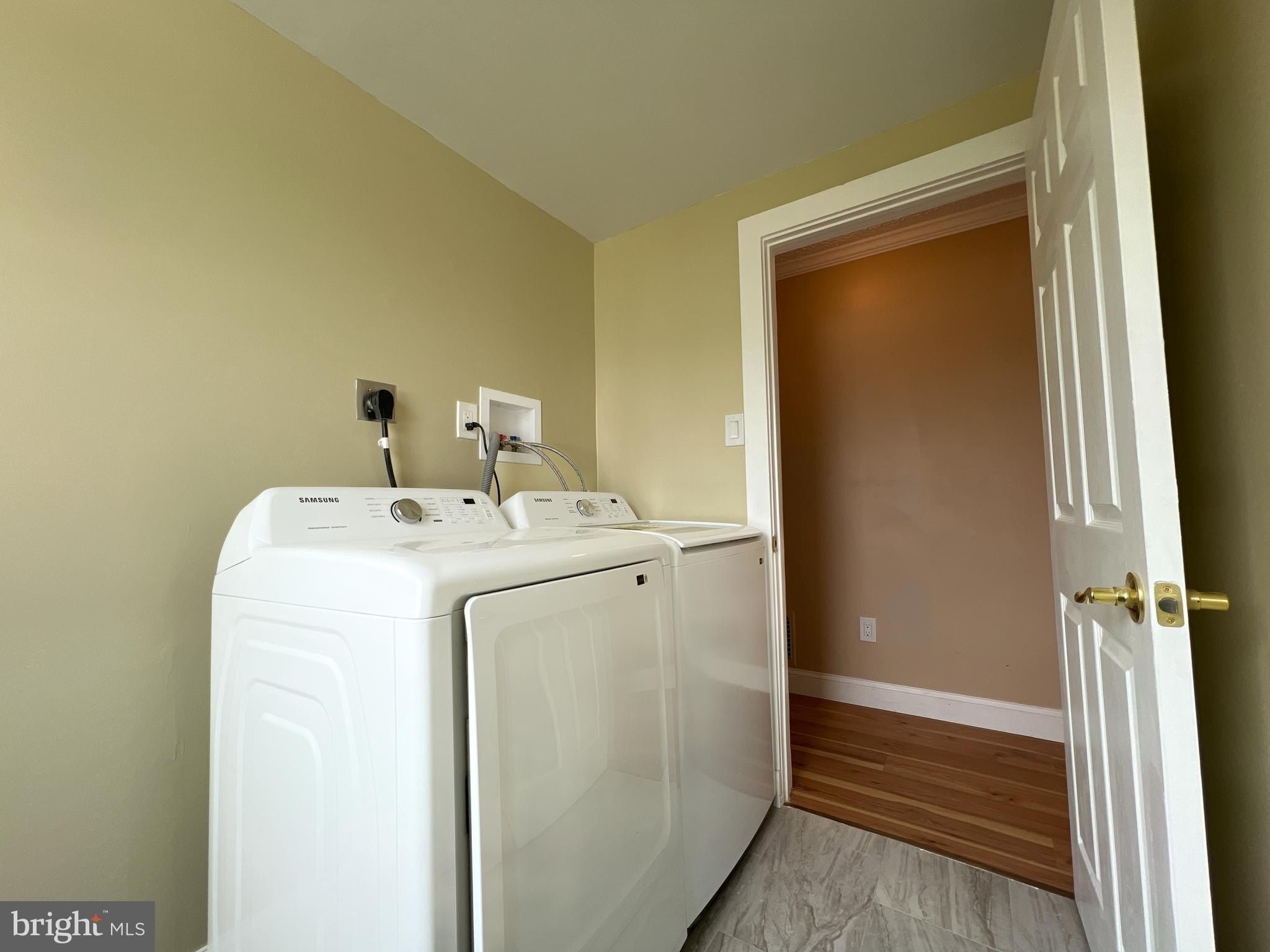 PASADENA, Maryland, 21122, United States, 4 Bedrooms Bedrooms, ,4 BathroomsBathrooms,Residential,For Sale,1975011