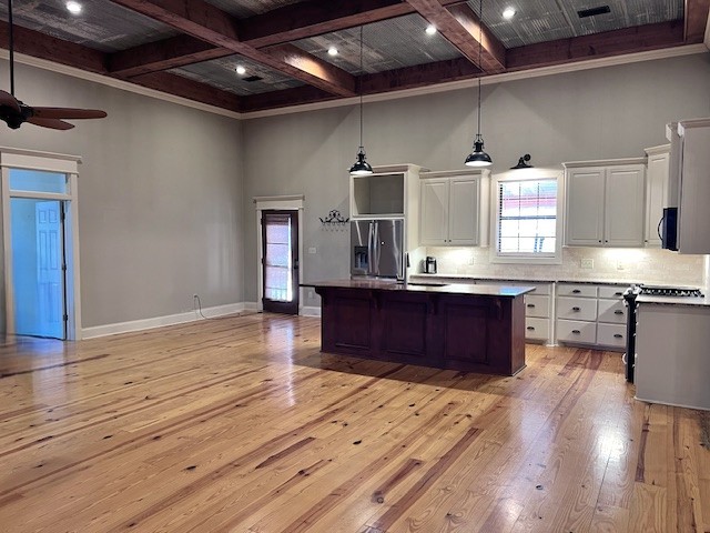 Mountain View, Arkansas, 72560, United States, 3 Bedrooms Bedrooms, ,2 BathroomsBathrooms,Residential,For Sale,1792514