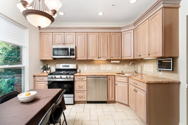 Middle Island, New York, 11953, United States, 3 Bedrooms Bedrooms, ,3 BathroomsBathrooms,Residential,For Sale,1918014