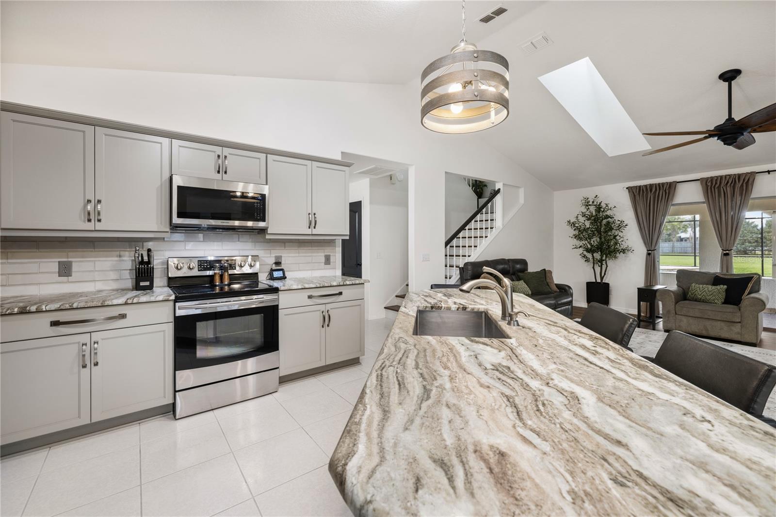 Deland, Florida, 32720, United States, 5 Bedrooms Bedrooms, ,3 BathroomsBathrooms,Residential,For Sale,2048830