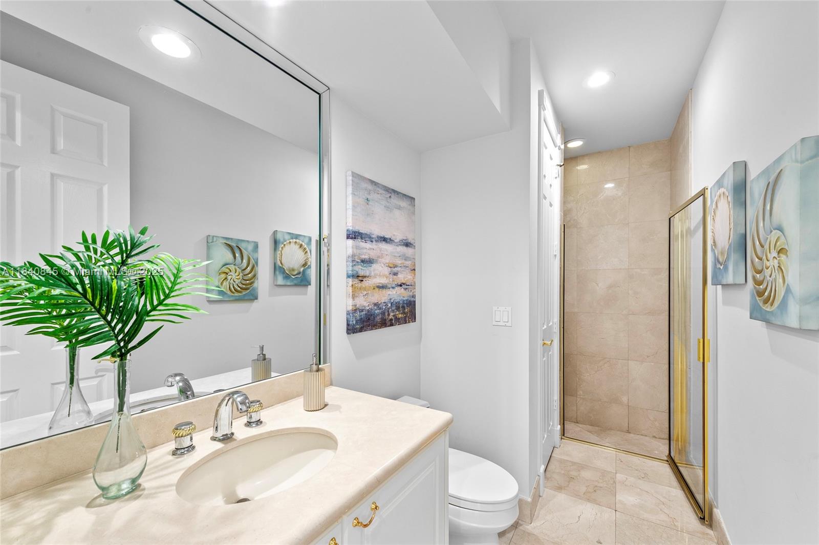 Weston, Florida, 33332, United States, 5 Bedrooms Bedrooms, ,6 BathroomsBathrooms,Residential,For Sale,1896752